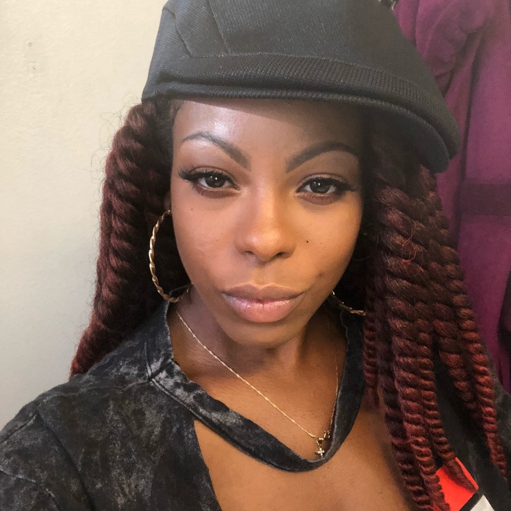 Meet your Posher, Carol